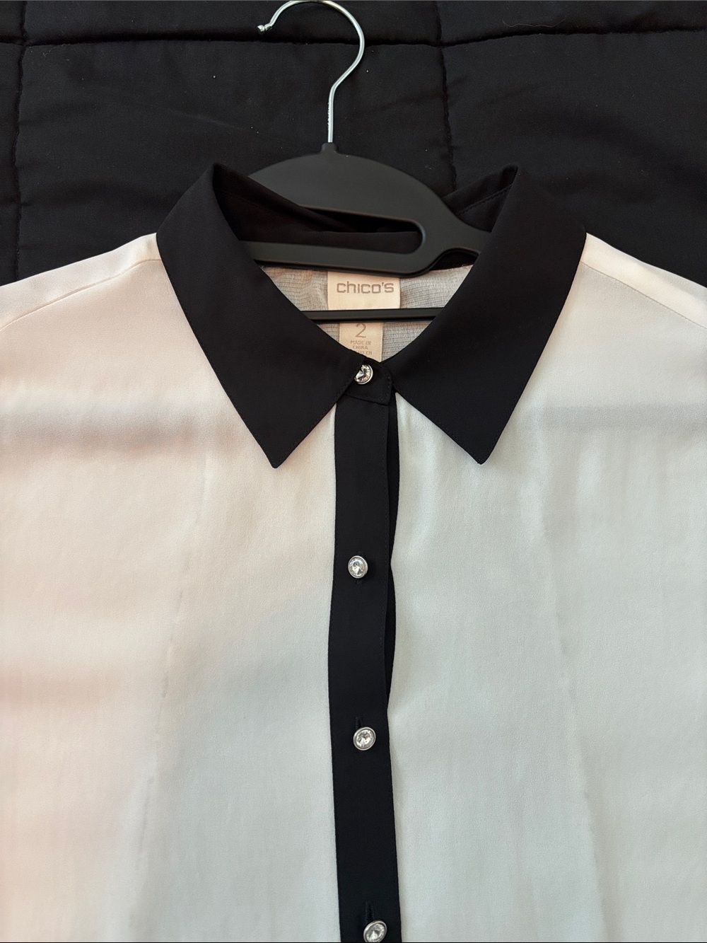 Chico's Black & White Contrast Collar Button-Up Tunic w/Rhinestone Buttons sz2